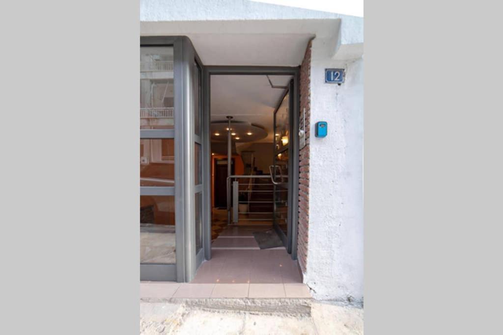Brand New Aprt With Backyard In Lycabettus Hill ! Leilighet Athen Eksteriør bilde